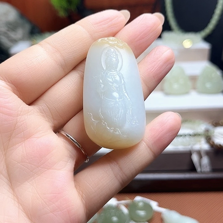 和田玉（糖玉）未镶嵌手链