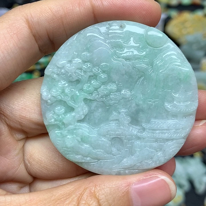 翡翠未镶嵌颈饰翡翠