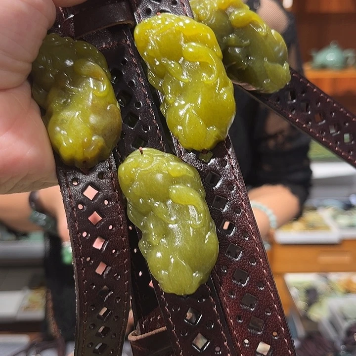 未镶嵌岫玉毛衣链