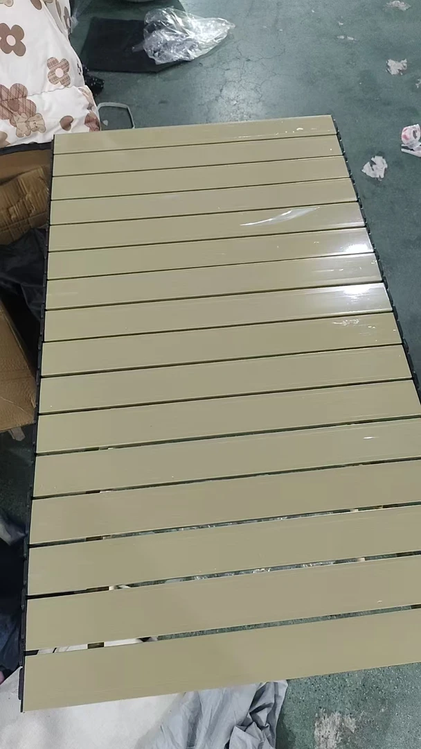 橄榄绿户外便携式折叠蛋卷桌55*90*50