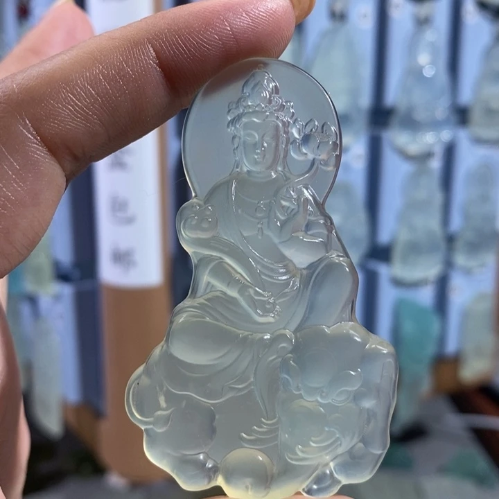 岫玉未镶嵌颈饰吊坠