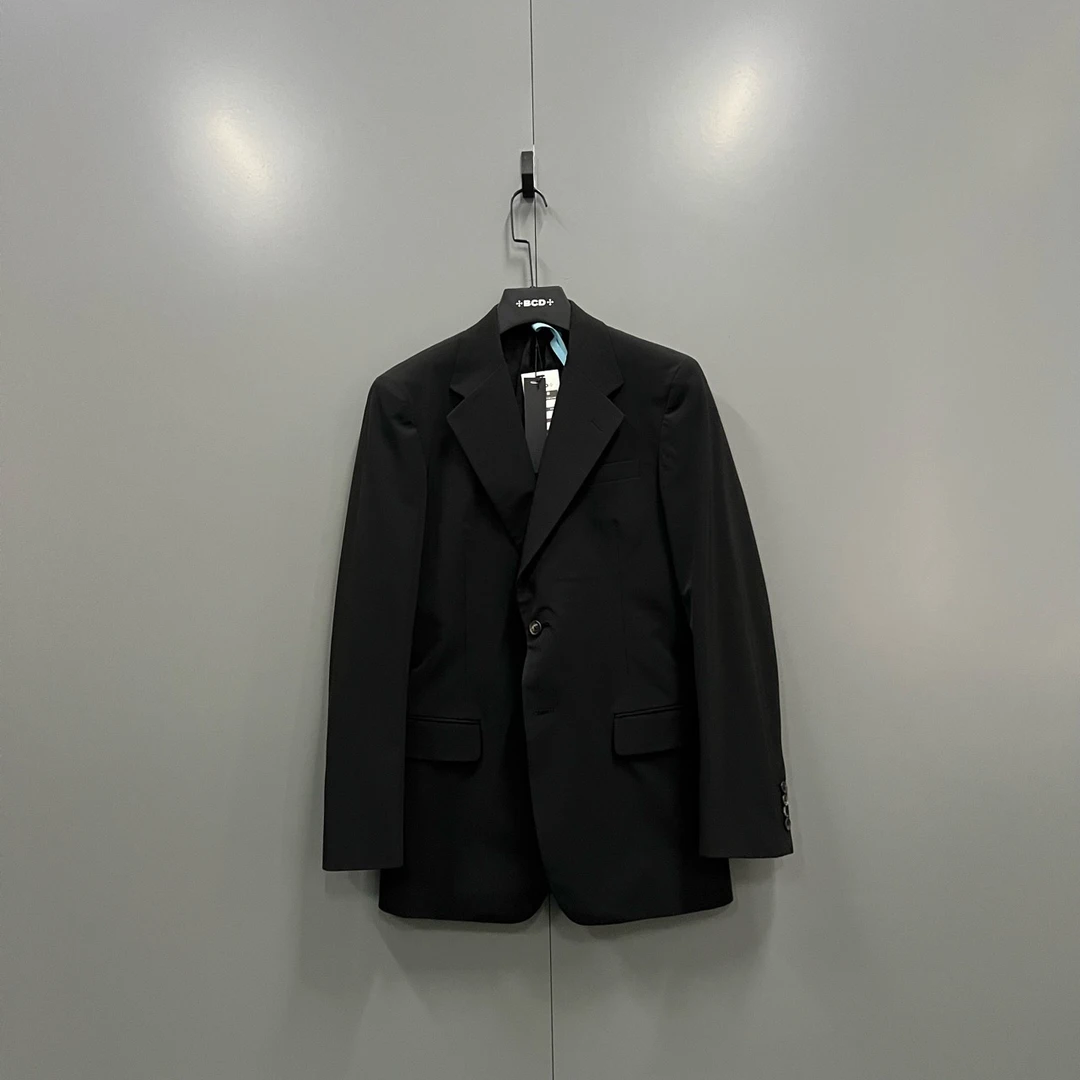 95新 Prada/普拉达 jp916 单排扣翻领西服 46码 204434
