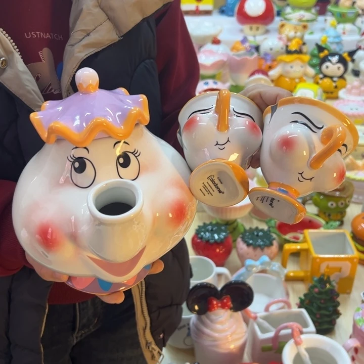 摆件陶瓷等行业的产品出口到世界