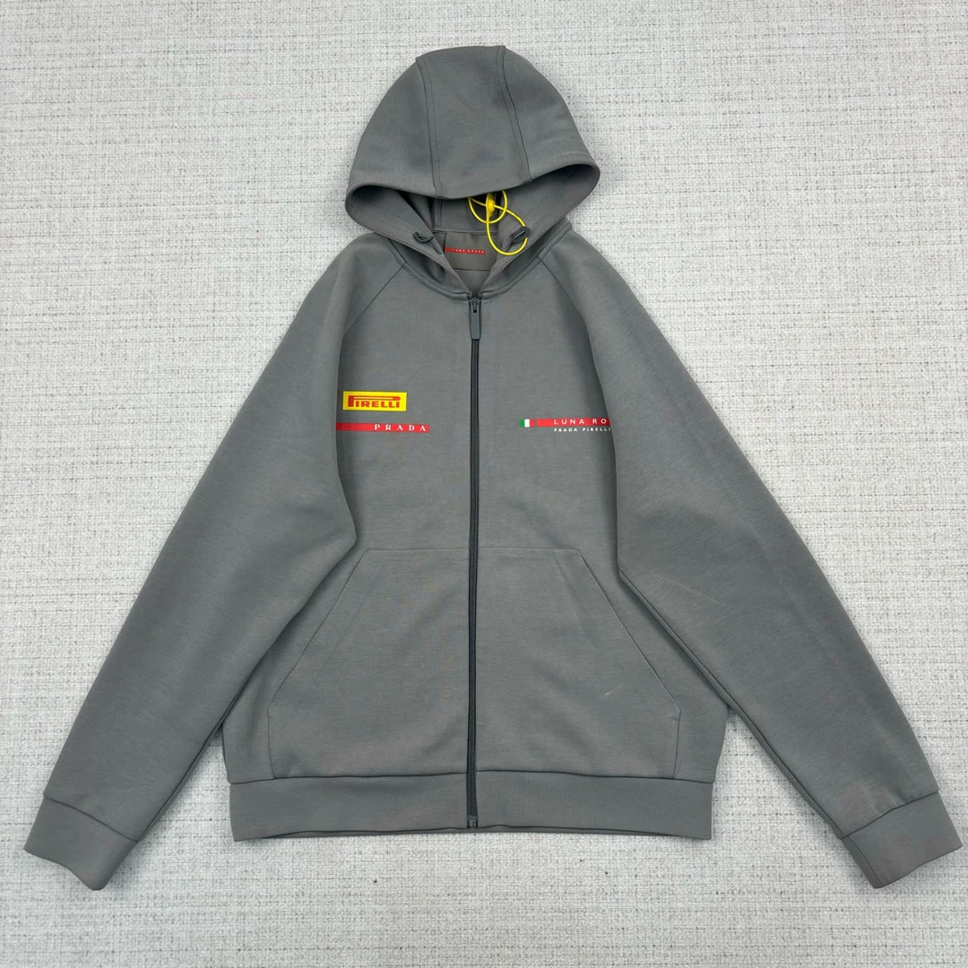 99新 Prada/普拉达 纯色印花科技棉连帽外套/尺码L/编号7874