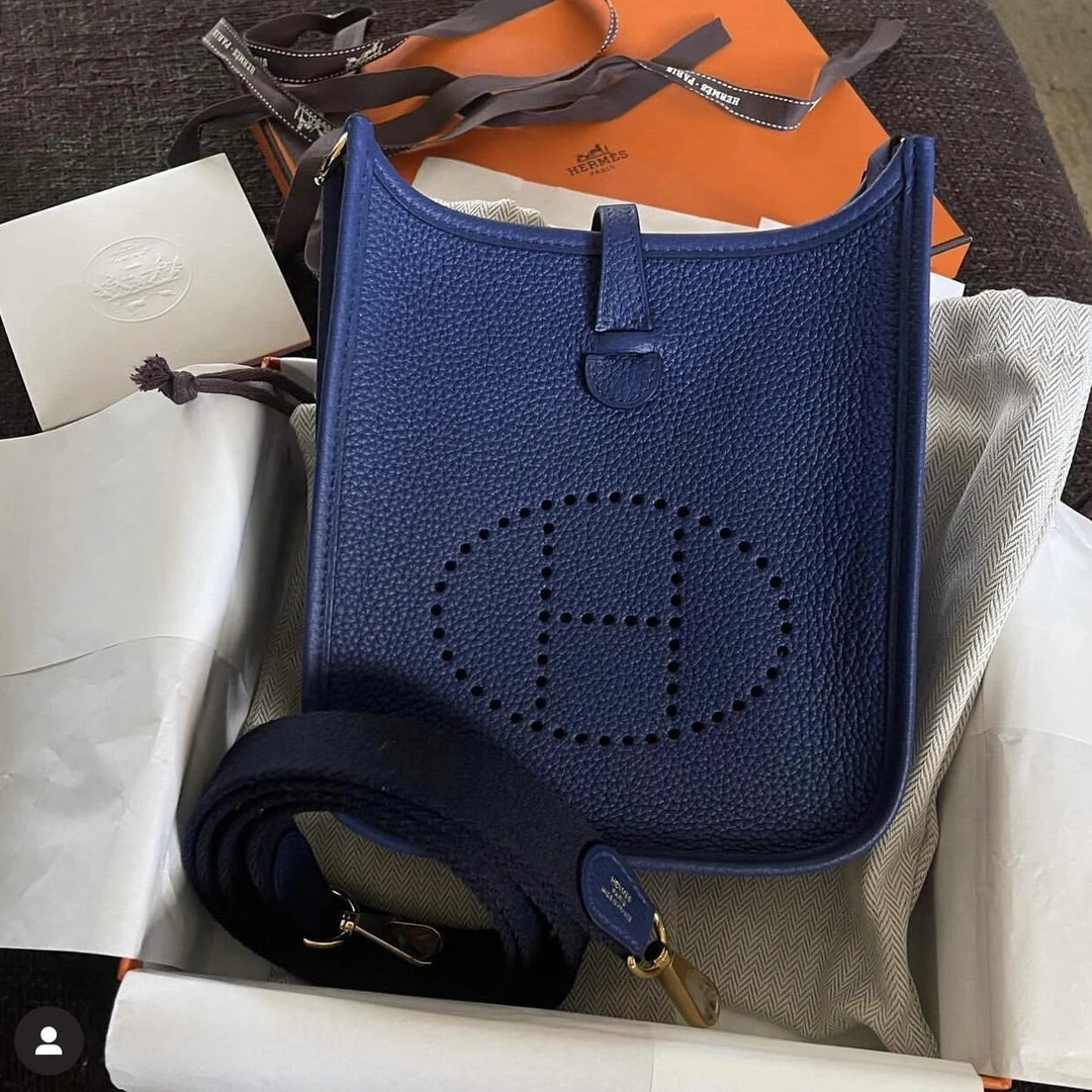 99新 Hermes/爱马仕 爱马仕mini伊芙琳蓝金扣tc皮y单肩包8444041