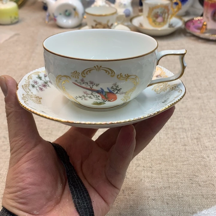 金瓷阁家的美丽瓷器