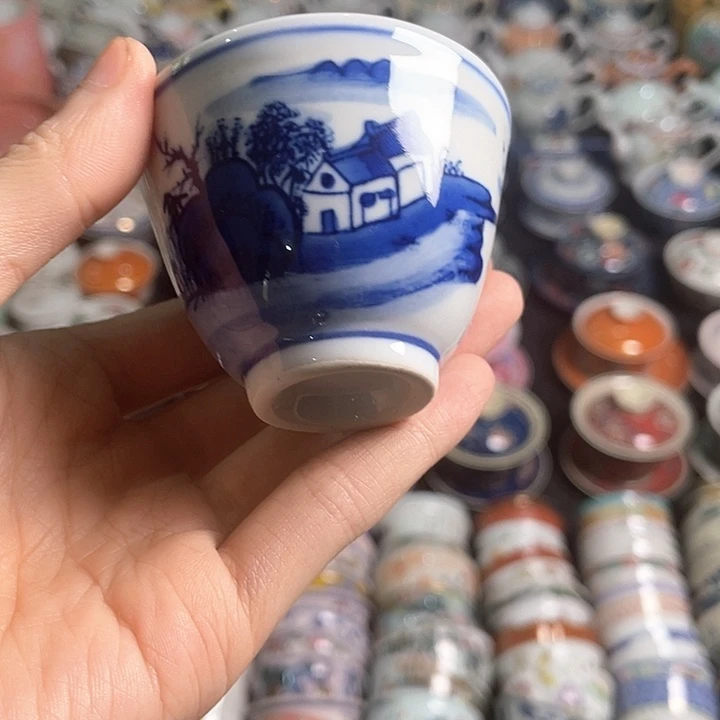 瓷片今天爱吃大米饭