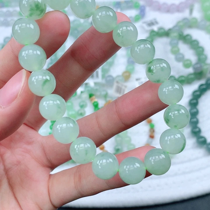 翡翠未镶嵌手链翡翠