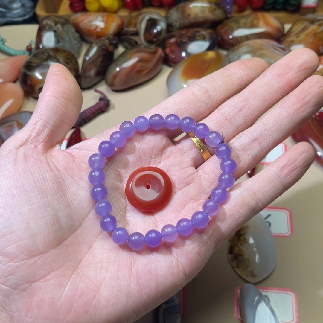 不***人玛瑙/玉髓未镶嵌颈饰