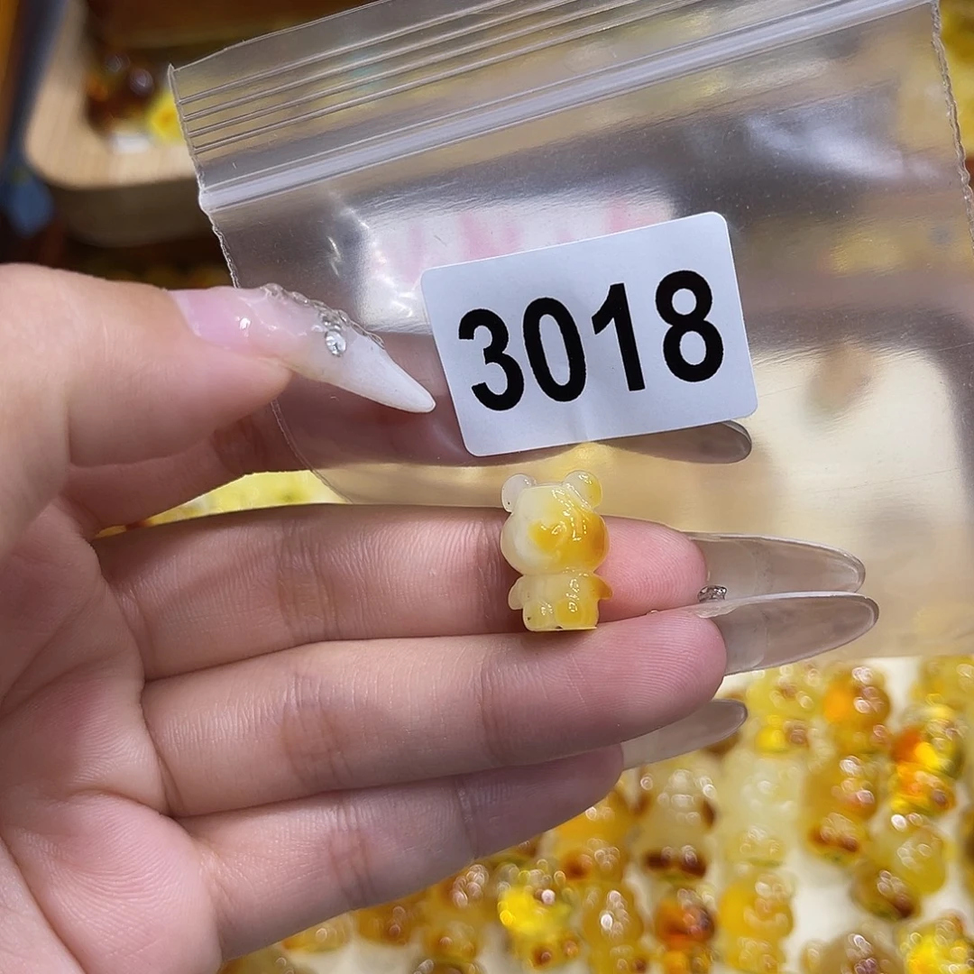 琥珀未镶嵌珠宝奇石