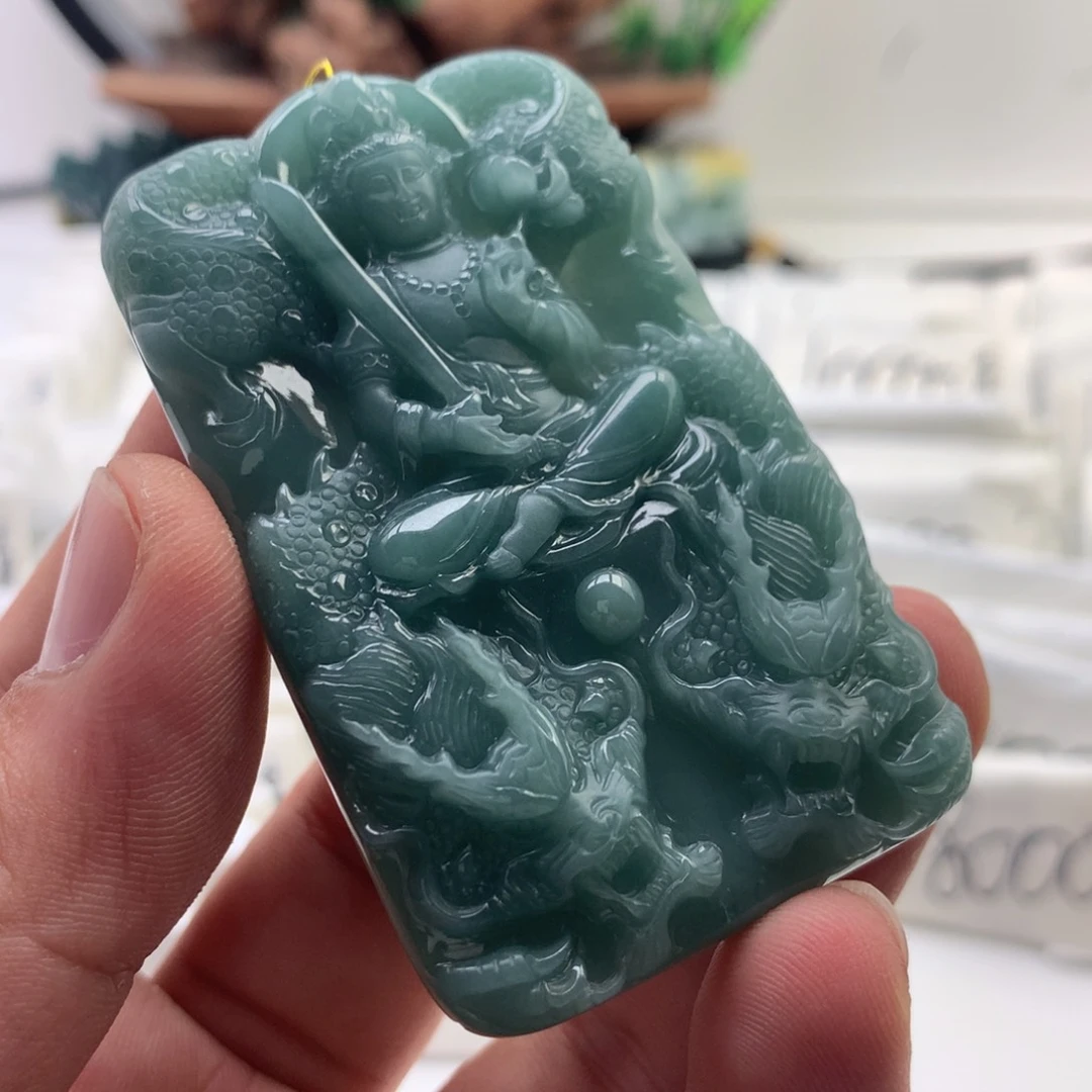 颈饰未镶嵌翡翠虚空