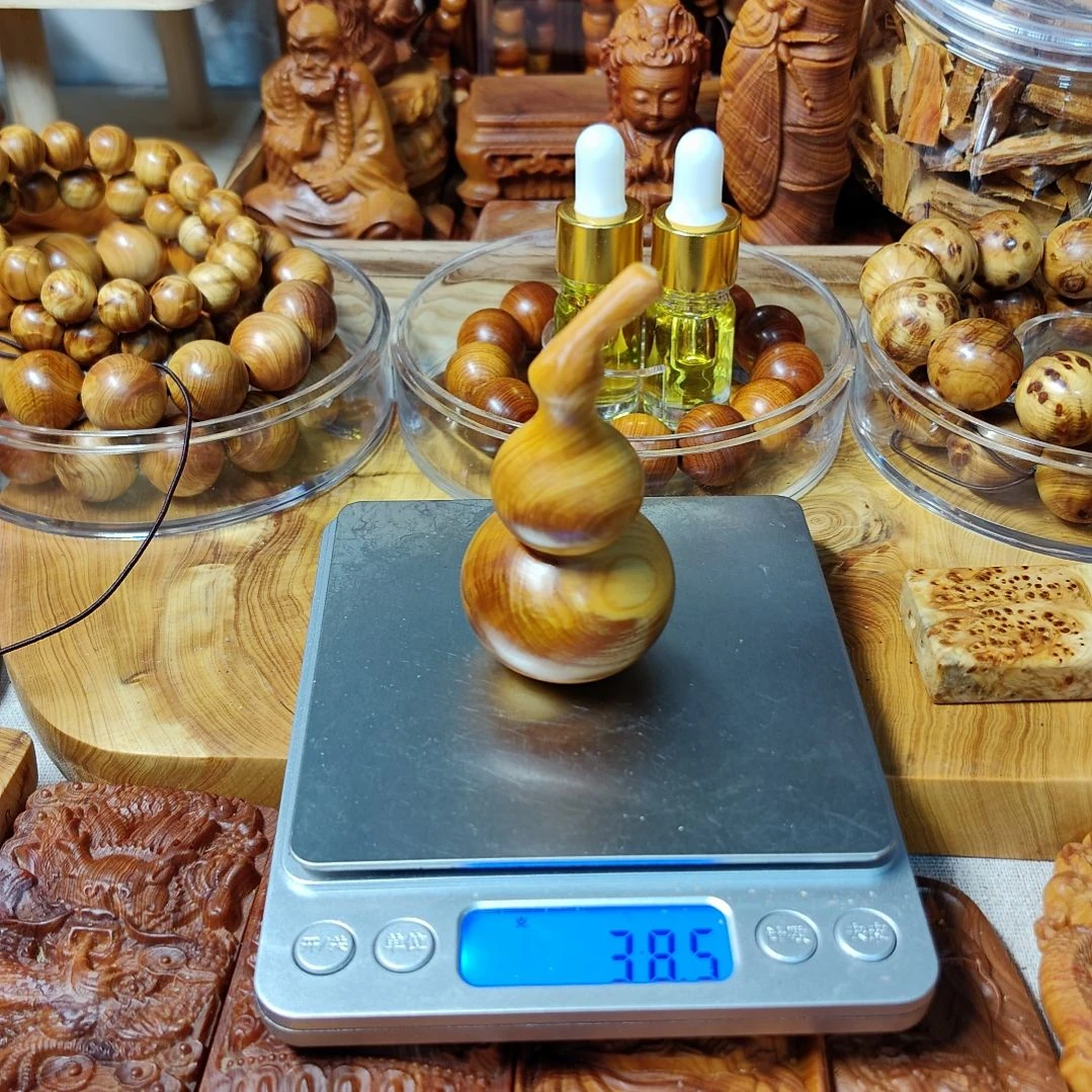 勇**涯太行崖柏手工艺品