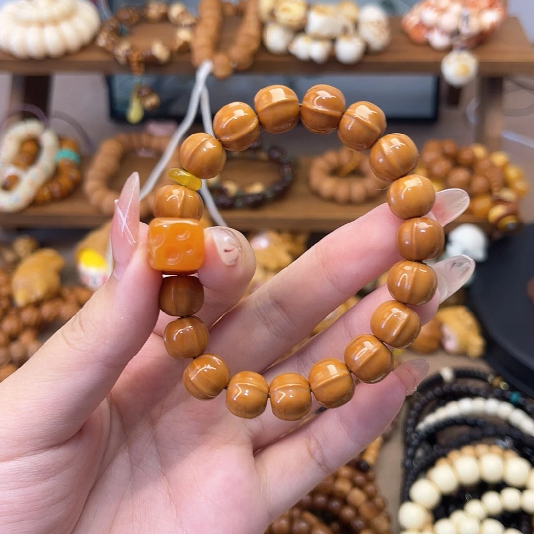 猴头核桃手串想***?搭配奶酪