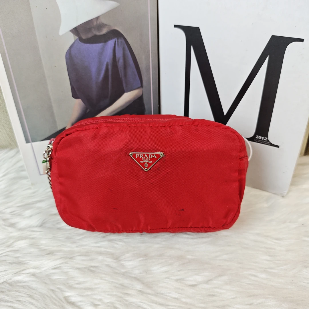 95新 Prada/普拉达 红银皱链条包/AB05226535/6535