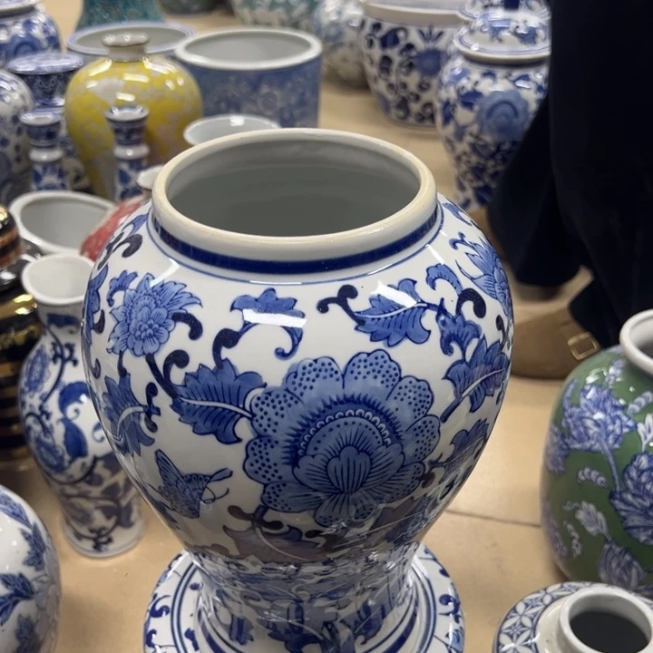 瓷片微瑕。。。。。。。。。。。。。。。