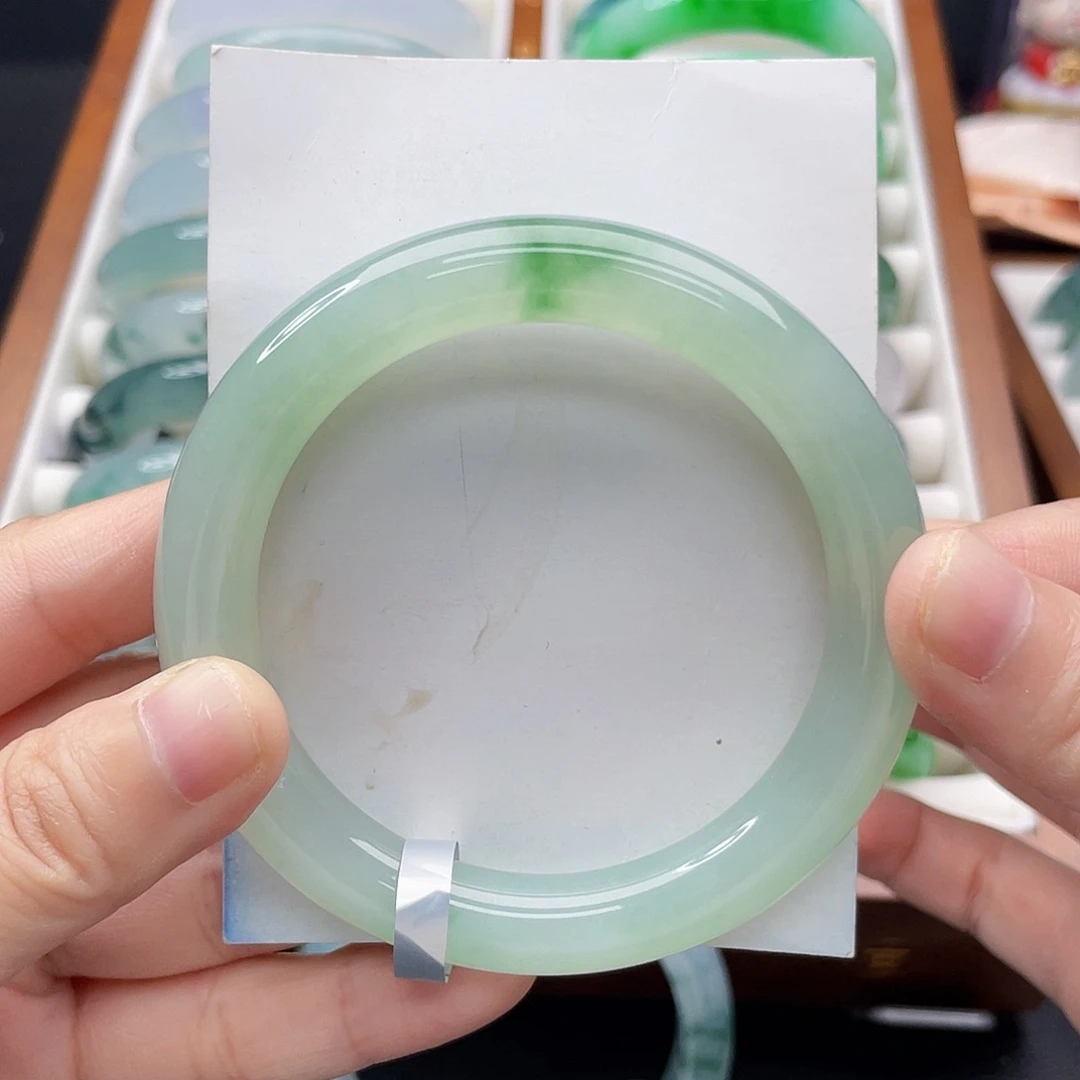 翡翠未镶嵌手镯55冰胶芙蓉花