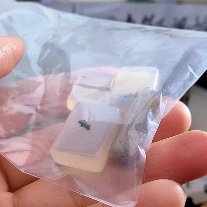 玛瑙/玉髓颈饰未镶嵌努**斗