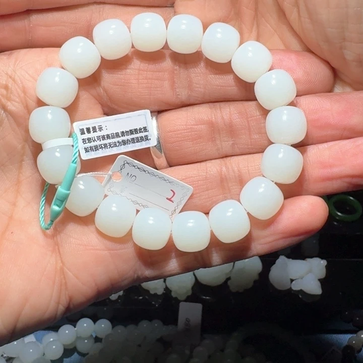 和田玉颈饰未镶嵌张*灵11×12老邢