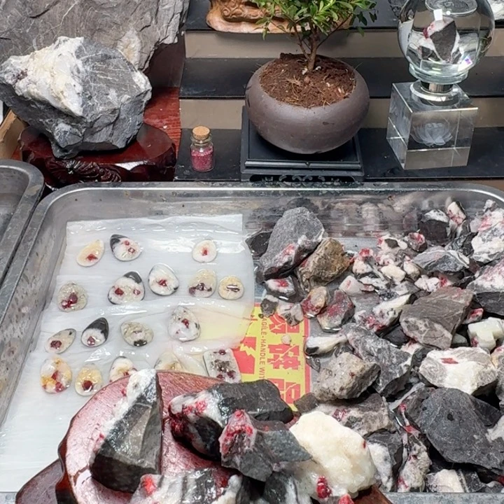 天然辰砂A****i天然原石