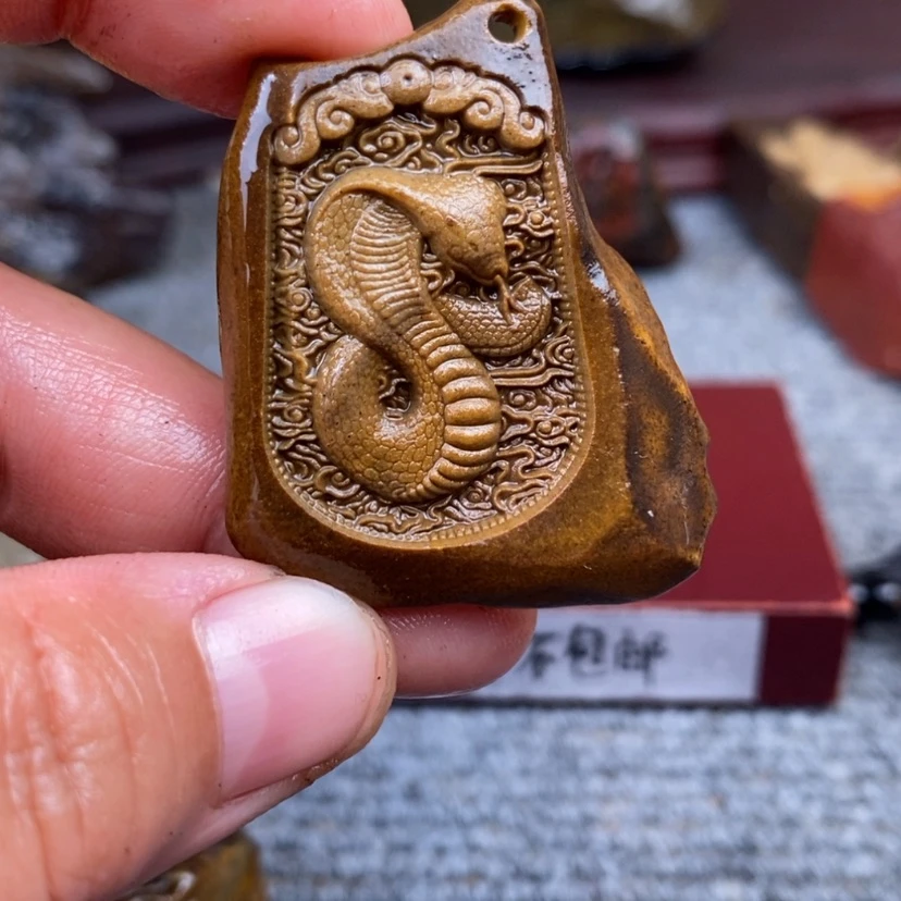 【闪购商品】原石雕刻手把件