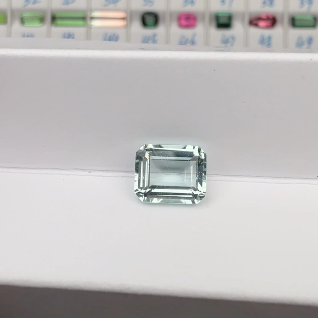 绿柱石裸石天然2.45克拉