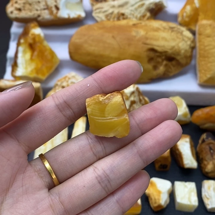 定制琥珀未镶嵌踩****o蜜蜡