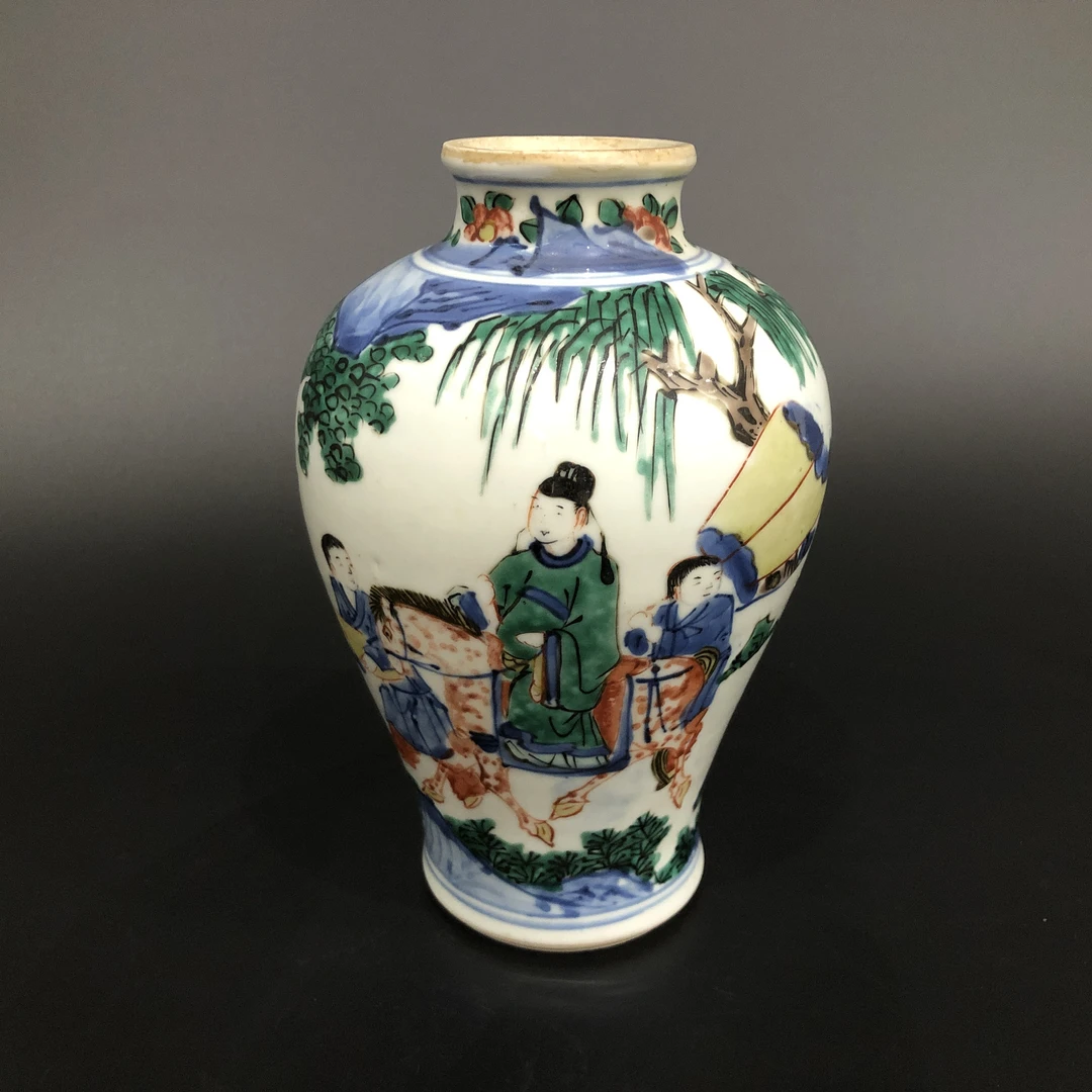 25091153清康熙五彩人物故事梅瓶 高18.4cm