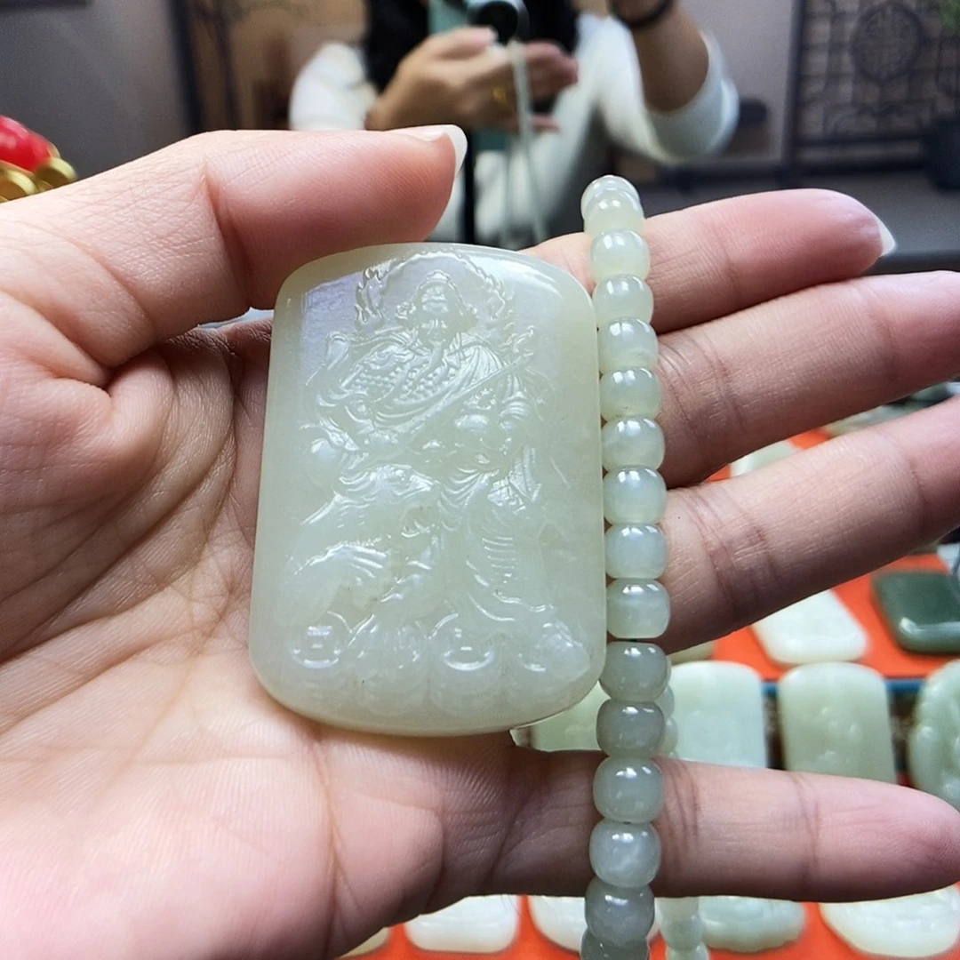 颈饰未镶嵌和田玉苦*茶