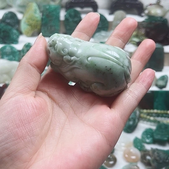 未镶嵌独山玉把件