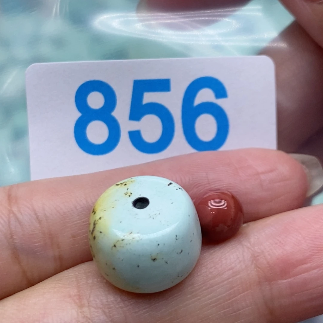 未镶嵌南红玛瑙珠宝奇石