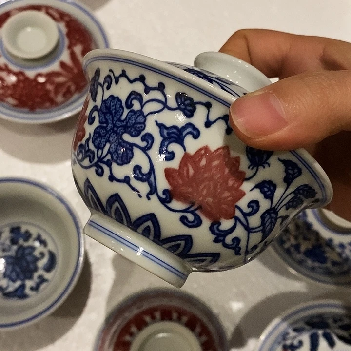 摆件陶缠枝莲青花釉里红