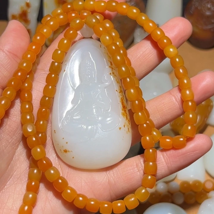 和田玉未镶嵌颈饰