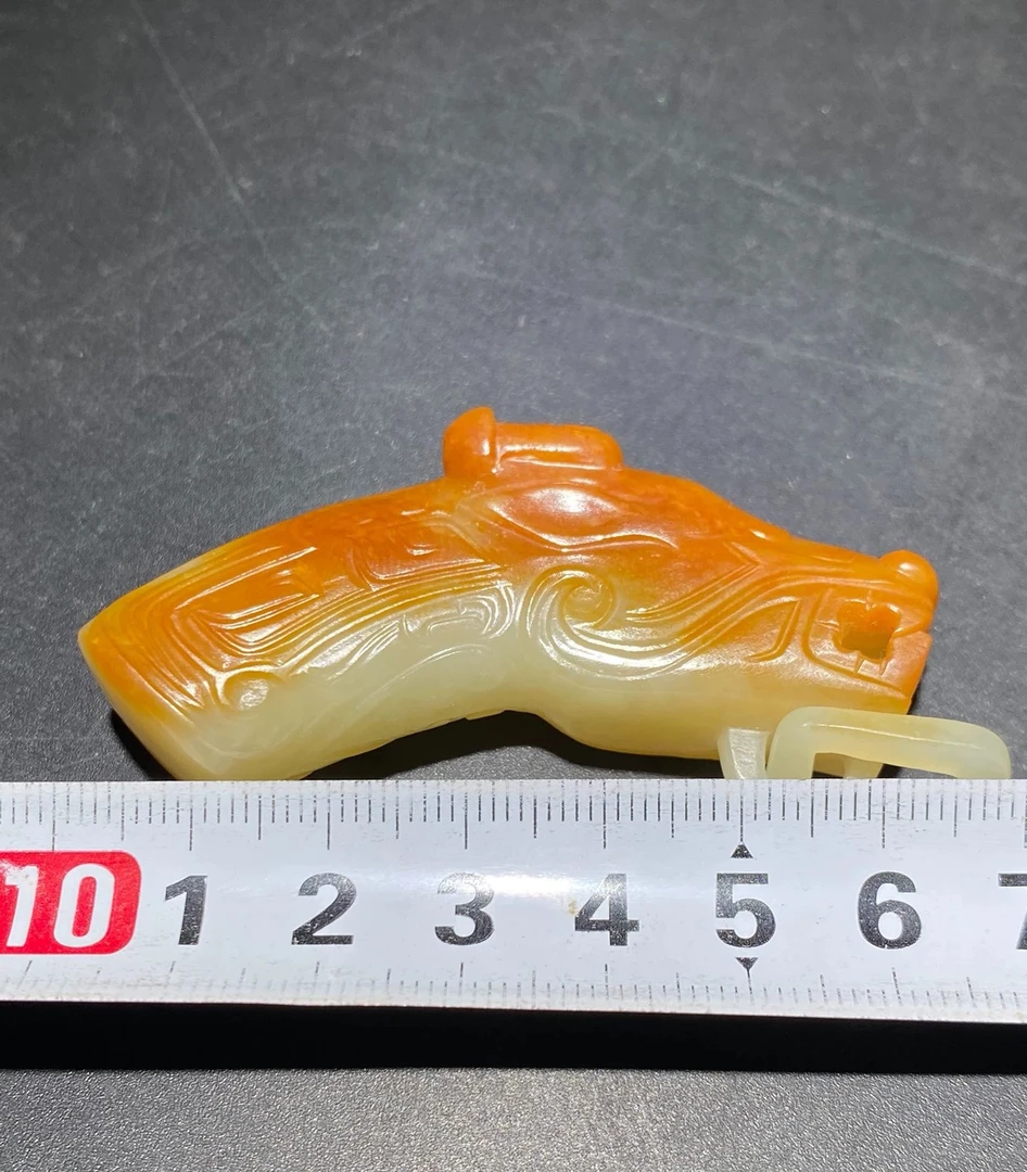 新疆和田龙头挂件白玉挂件