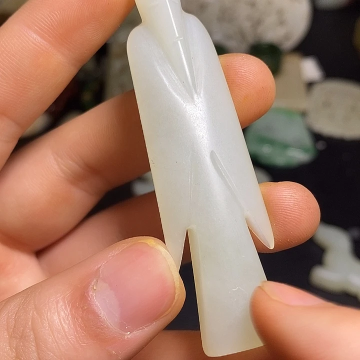 颈饰未镶嵌和田玉