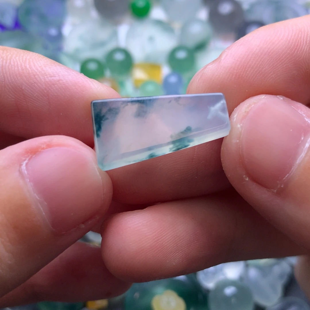 定制翡翠未镶嵌挂件