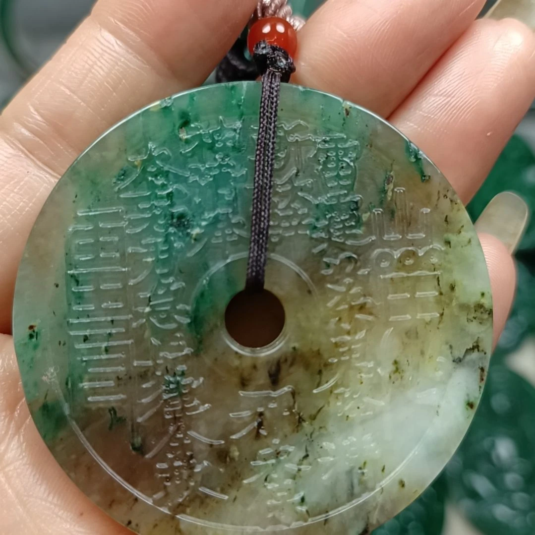 独山玉未镶嵌挂件