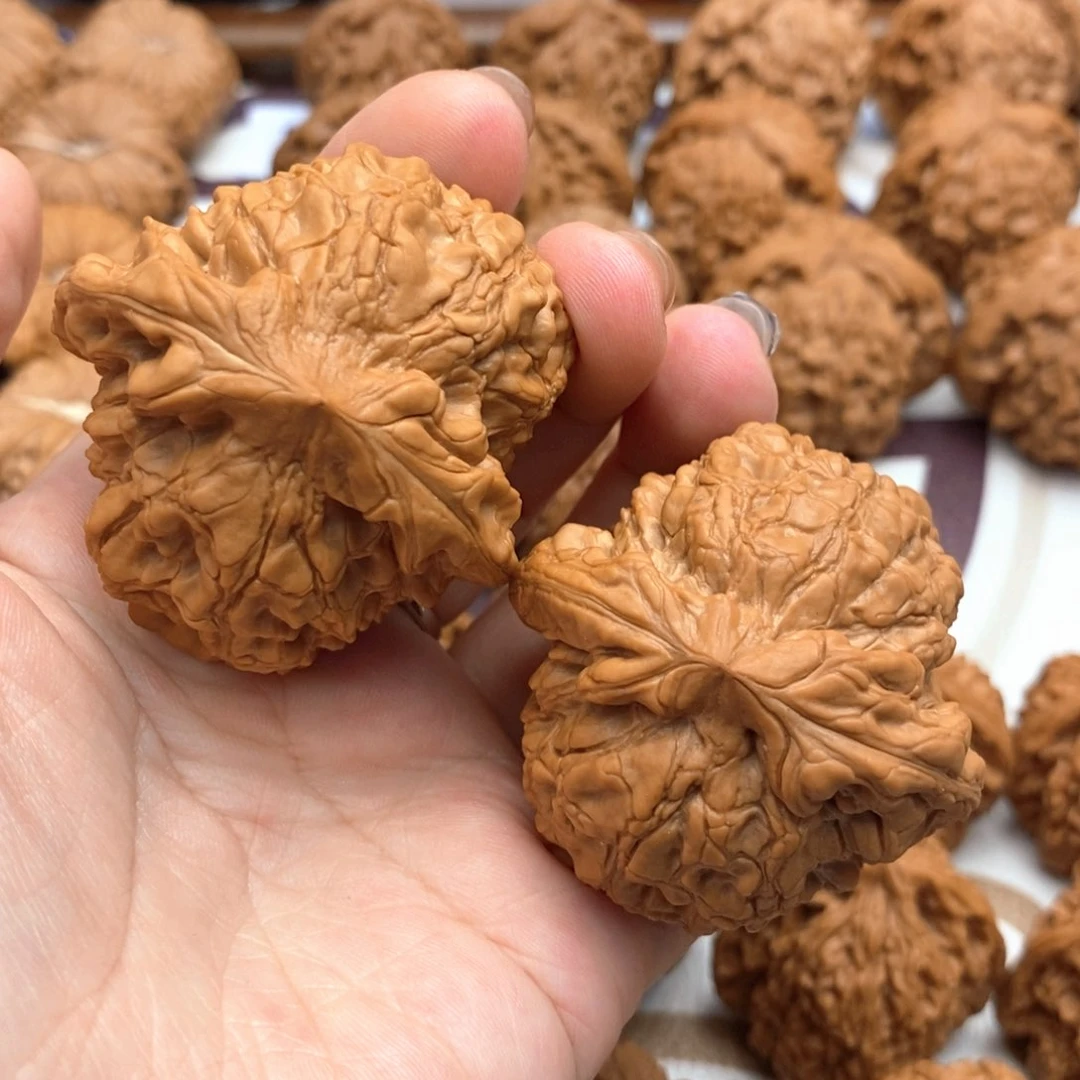 【闪购商品】文玩核桃把件49尺精品龙鼎