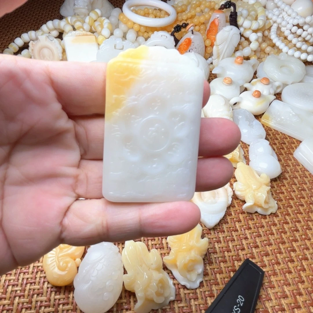 贝壳非金属全品吊坠
