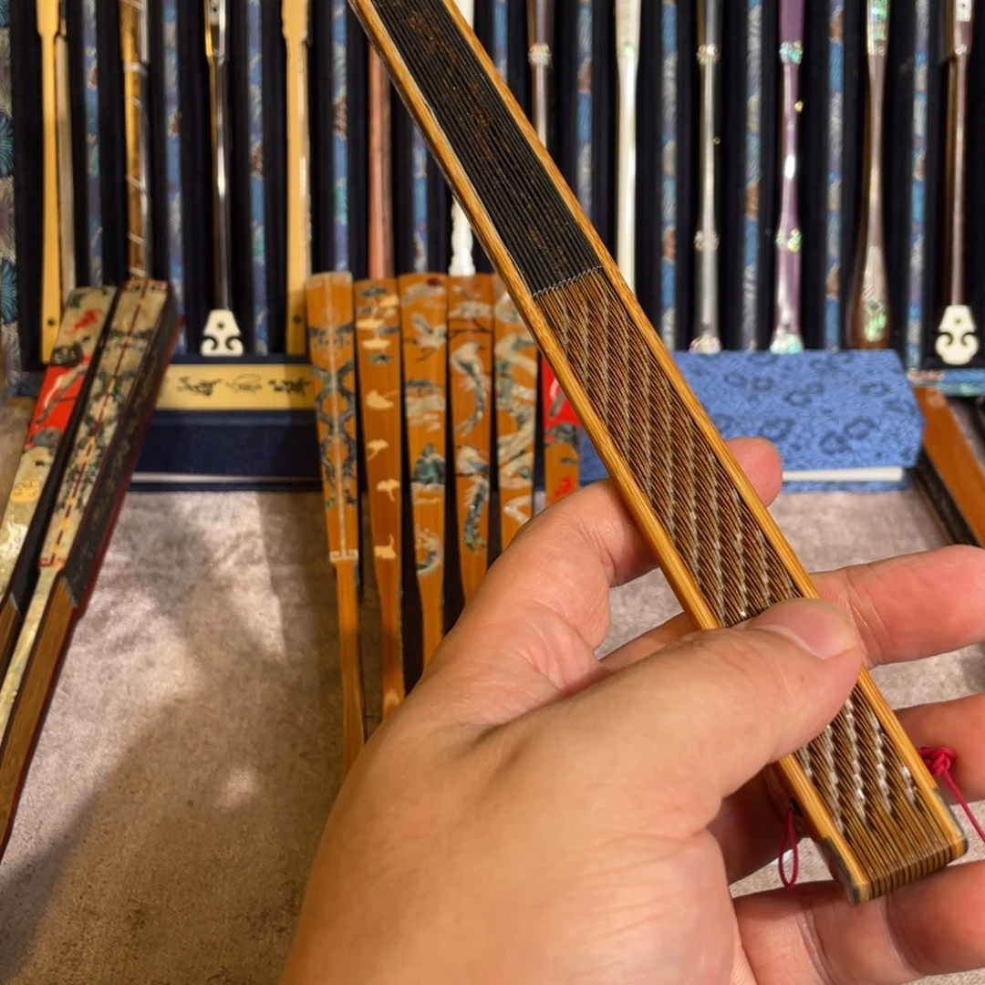 扇子手工制作工艺精湛