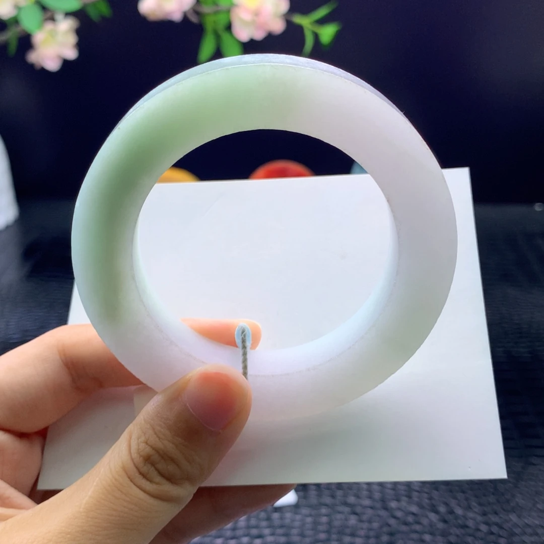 未镶嵌手镯定制翡翠