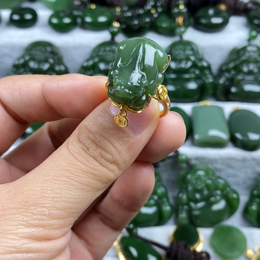 和田玉（碧玉）未镶嵌颈饰