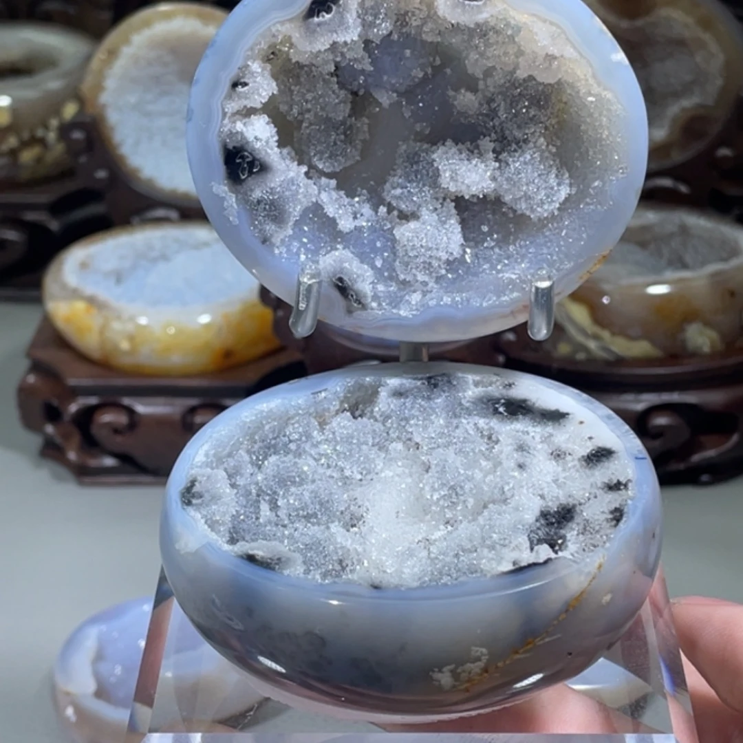 未镶嵌水晶大型摆件（非配饰）聚宝盆