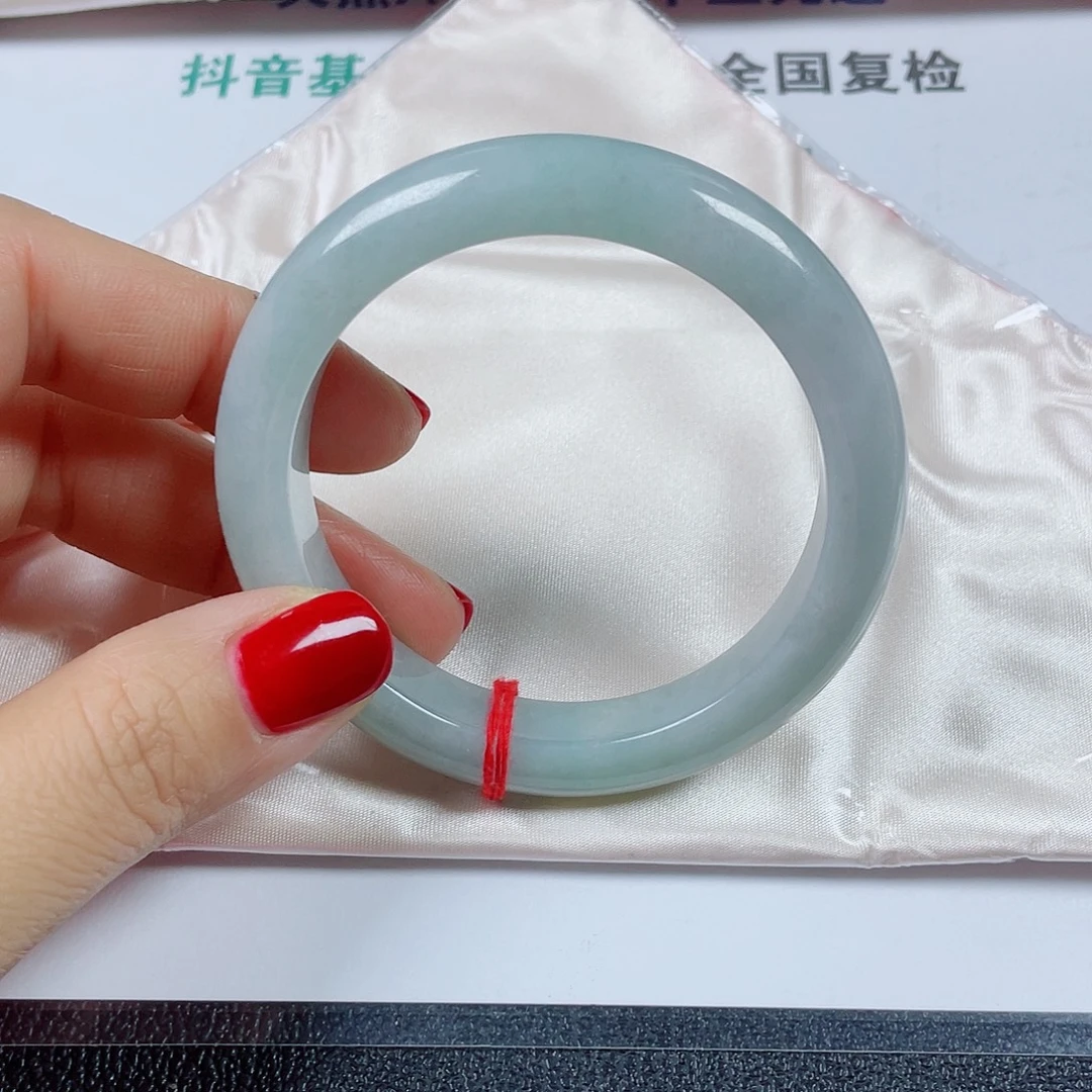 翡翠未镶嵌手镯圈口58宽12.5厚9.2