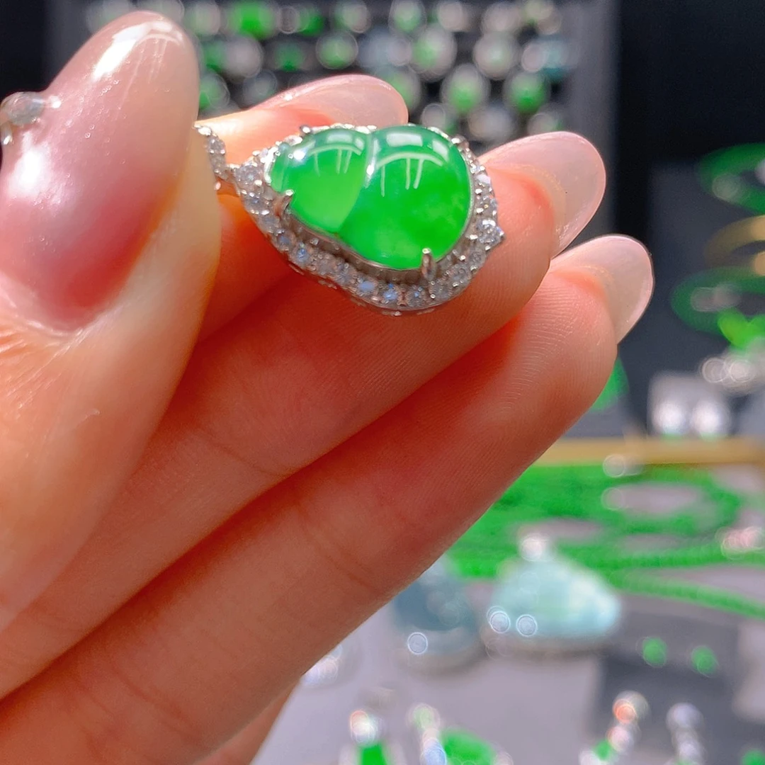 翡翠未镶嵌耳饰天然翡翠