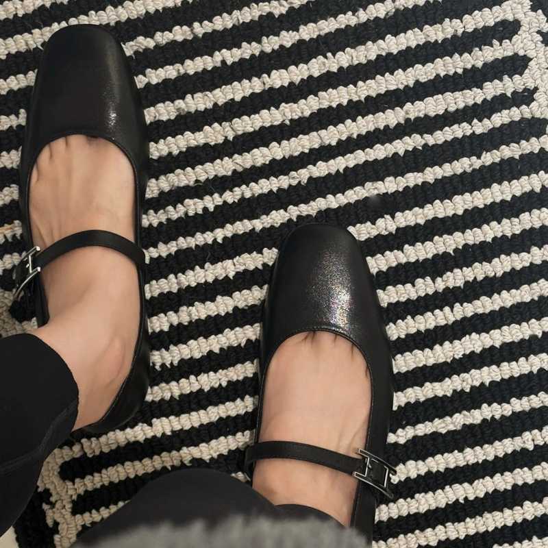 【rarer rarer】"H玛丽珍"平底浅口真皮皮鞋法式复古黑色 2405061