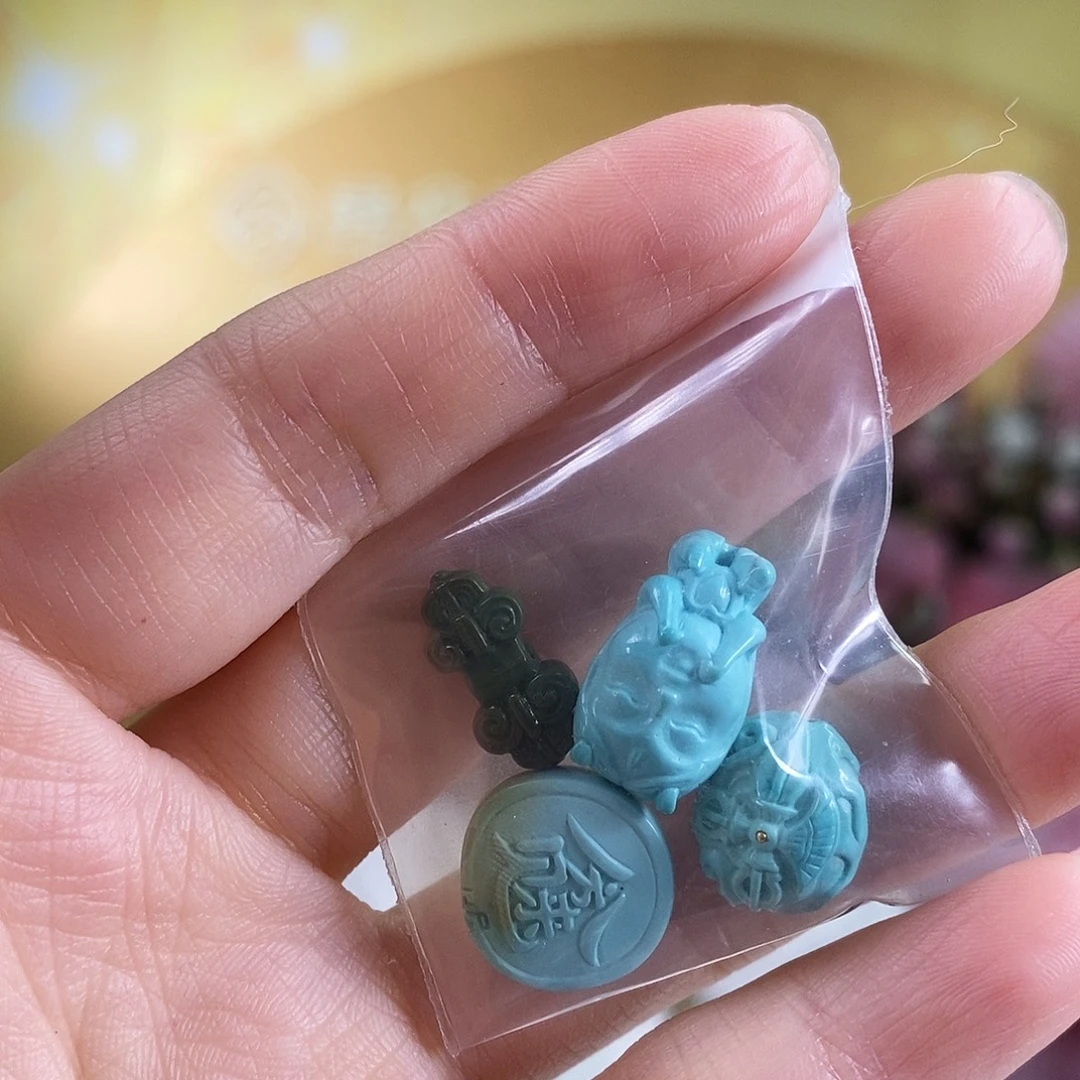 未镶嵌绿松石珠宝奇石