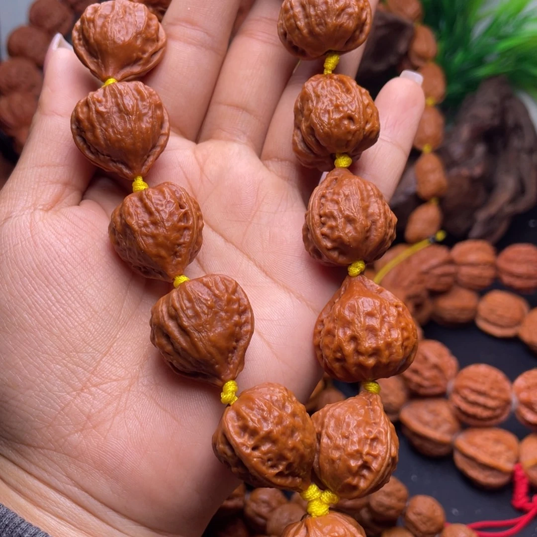 文玩核桃吊坠6桃心