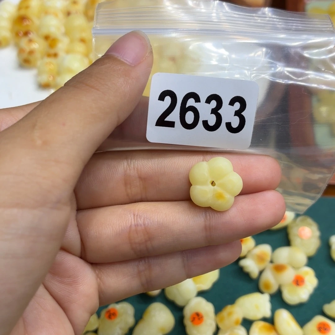 ꧁***꧂琥珀未镶嵌珠宝奇石