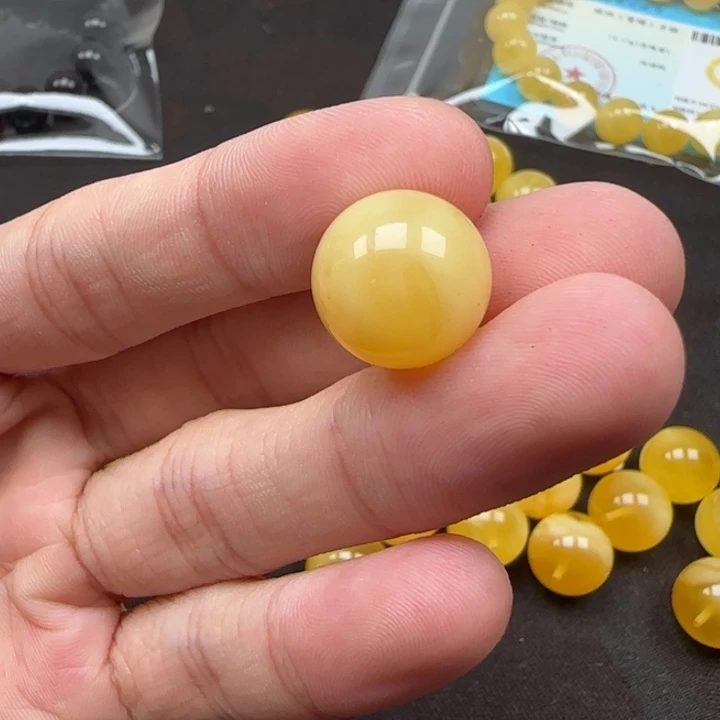 未镶嵌琥珀裸石天然360