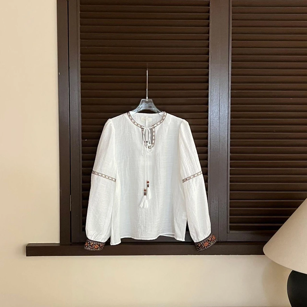 【温莎假日】25839 刺绣V领薄款防晒宽松流苏绑带灯笼袖衬衫气质